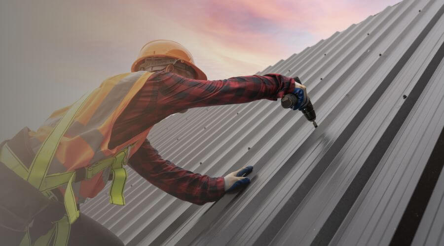 Expert Emergency Roof Repairs services in Claypool, IN